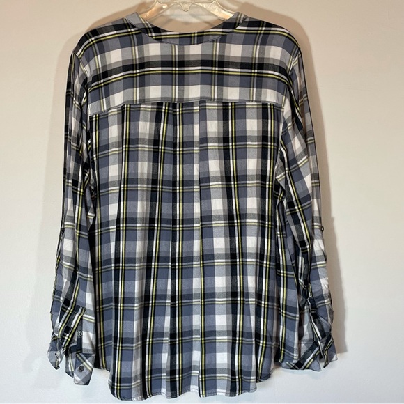 Lane Bryant Plaid Popover Top‎ - Picture 2 of 10